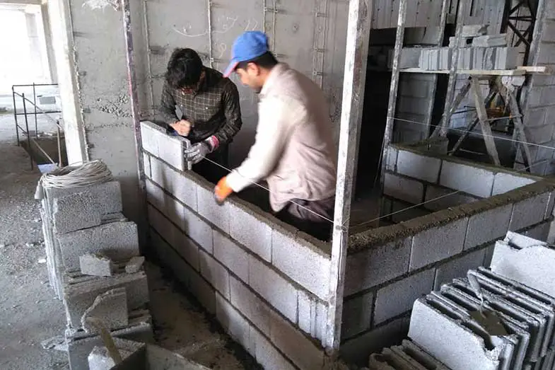 دیوار غیرباربر