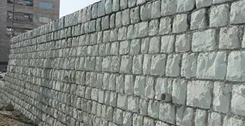 دیوار سنگی
