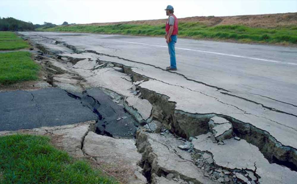تخریب ناشی از روان شدن خاک (Liquefaction)